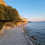 Sun Rab * Kampor