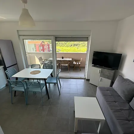 Sun Apartment